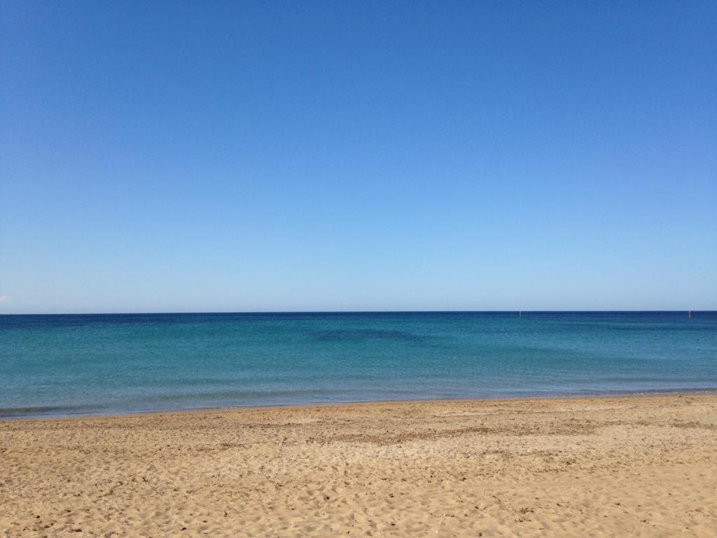 Primera Linea De Playa Julio Y Agosto Min 7 Dias De Lunes A Lunes Дения Экстерьер фото