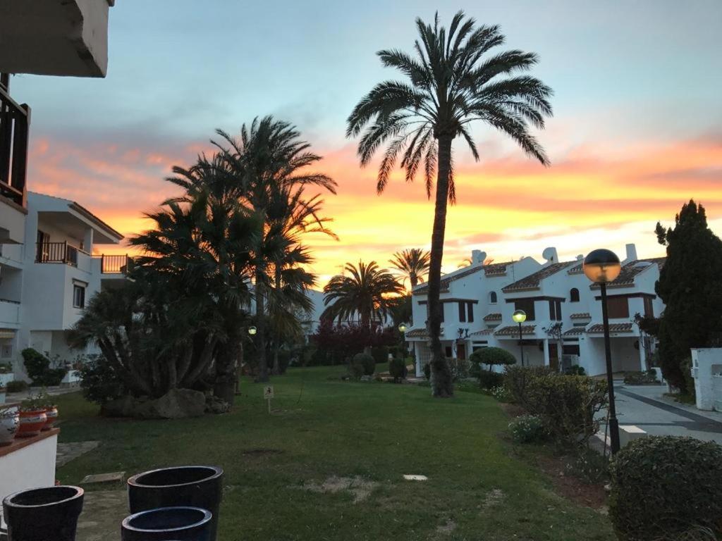 Primera Linea De Playa Julio Y Agosto Min 7 Dias De Lunes A Lunes Дения Экстерьер фото