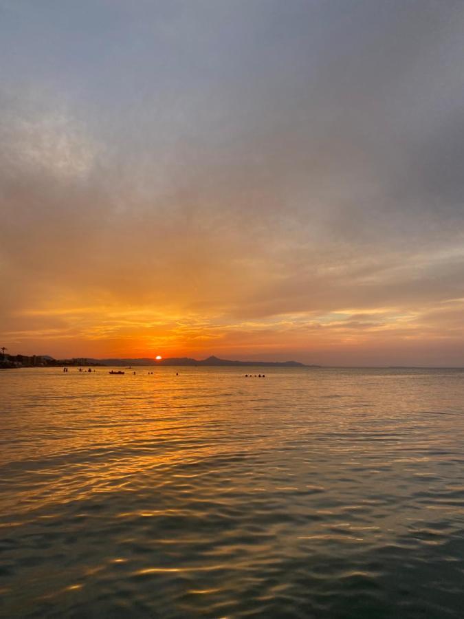 Primera Linea De Playa Julio Y Agosto Min 7 Dias De Lunes A Lunes Дения Экстерьер фото